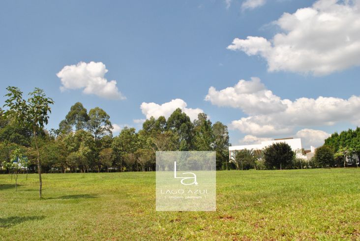 Lindo terreno em rua tranquila, passagem para o Bosque com vista permanente para o Morro de Ipanema! Lindo terreno em rua tranquila, passagem para o Bosque com vista permanente para o Morro de Ipanema!