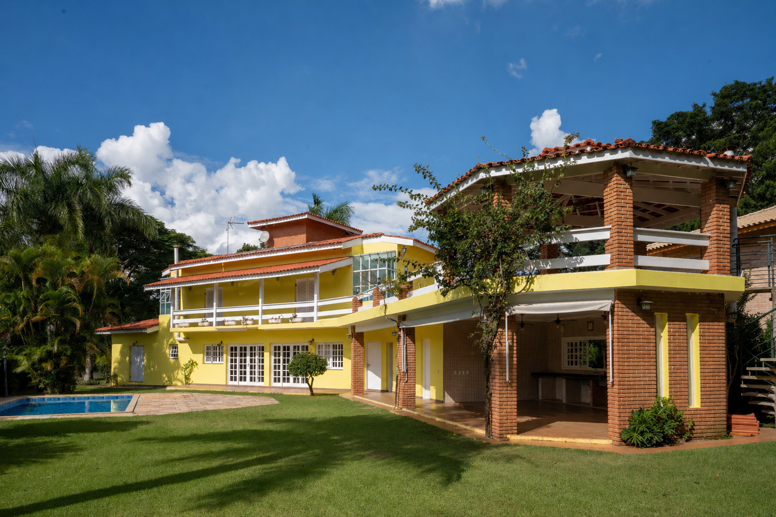 Casa com vista permanente para o campo de golfe